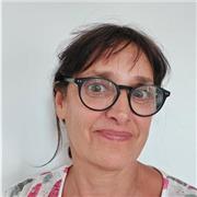 Je vais enseigner le Français , tout niveau , je suis Bilingue anglais ce qui peut aider pour ceux qui parle cette langue